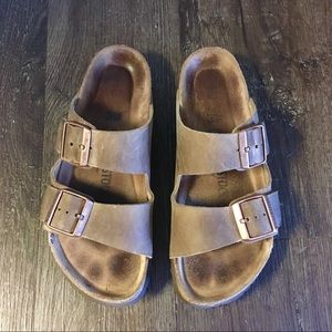 Birkenstock Arizona in Tobacco